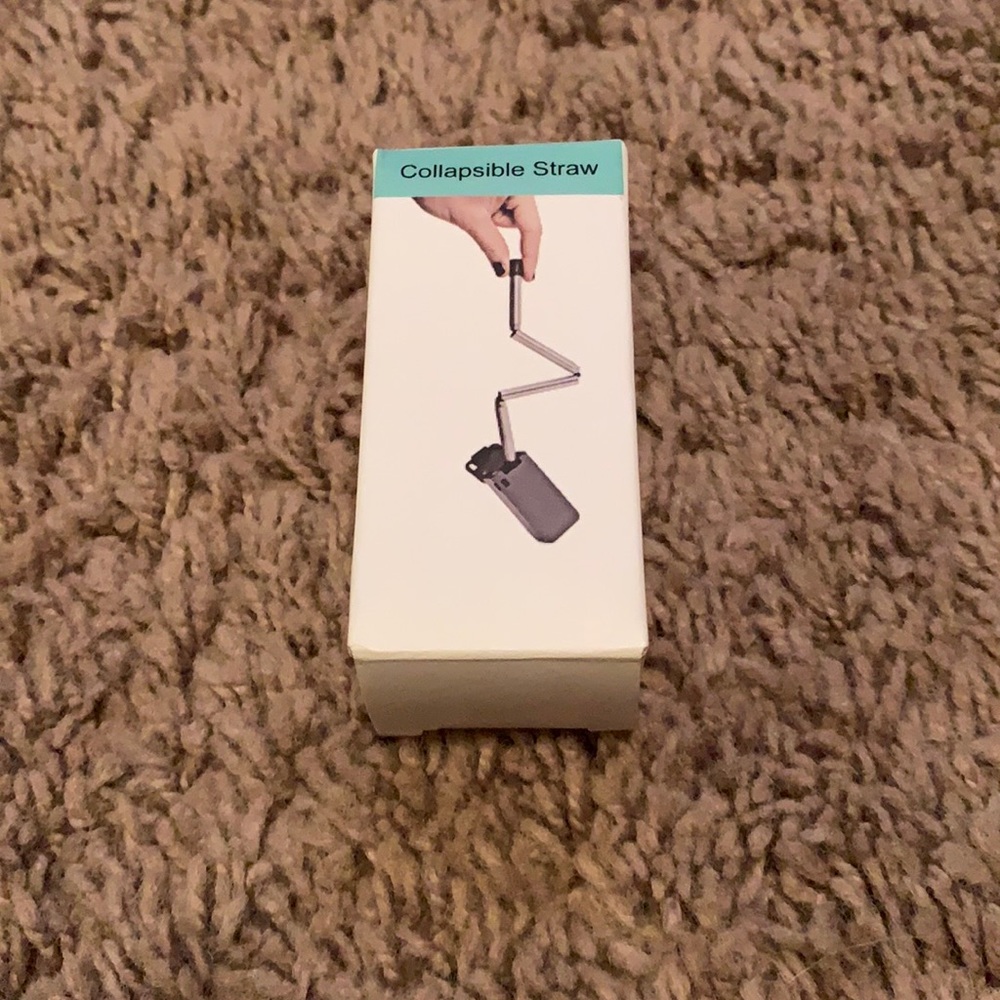 Collapsible Reusable Straw with Case & Cleaner